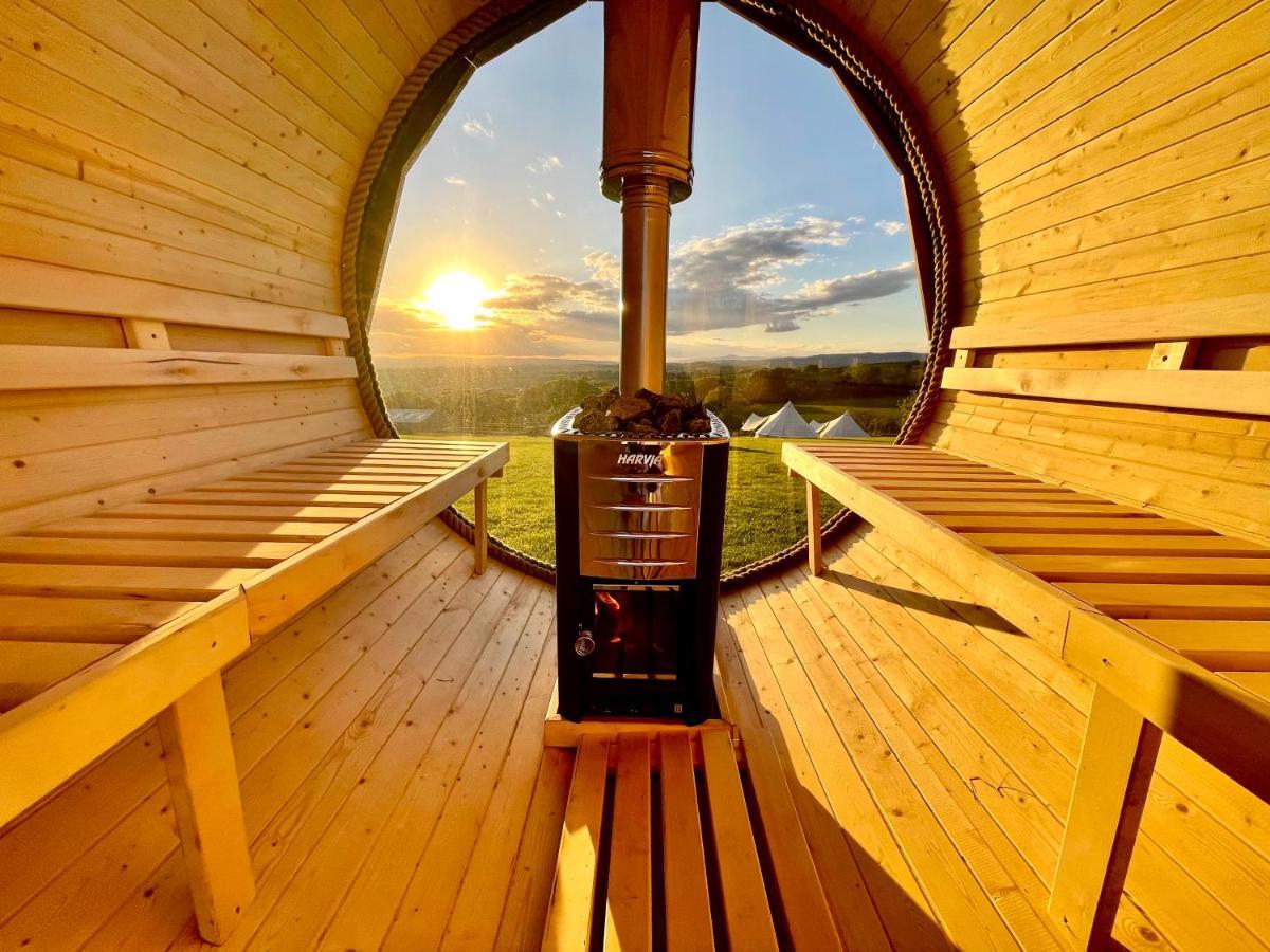 Hotel Deerstone Glamping-Pinhaw Beacon Dome Hot Tub à Earby Extérieur photo